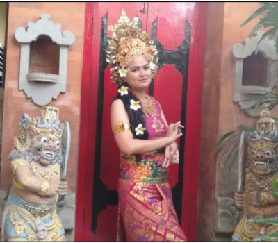 Bali Traditional Costume Photo Experience