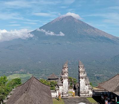 Lempuyang Temple, Tirta Gangga, and Tukad Cepung Waterfall Trips Tour