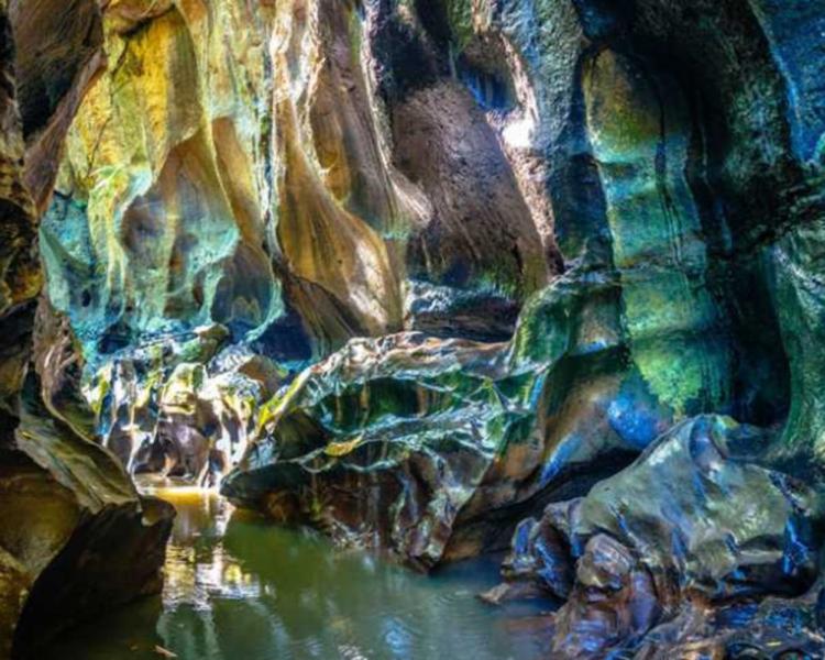 Hidden Canyon Adventure Beji Guwang Bali