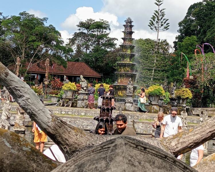 Lempuyang Temple Tour (The Gate to Heaven) in East Bali