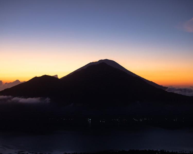 Mt Batur Private Hike and Hot Springs (All-Inclusive) – IDR 850K
