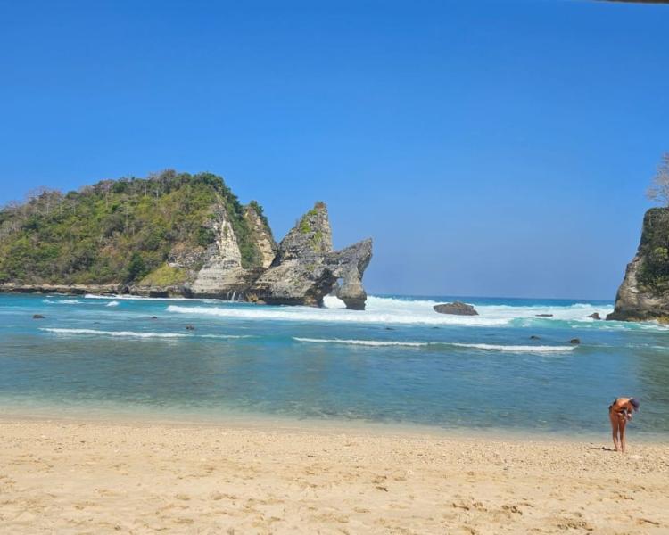 Special Price for Nusa Penida Day Tour Package