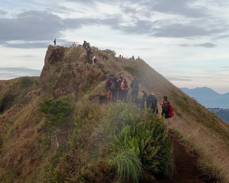 Mt Batur Private Hike and Hot Springs (All-Inclusive) – IDR 850K