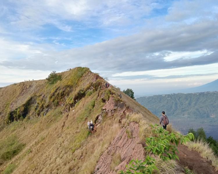 Mount Batur Sunrise Trekking Private from Ubud (All-Inclusive)