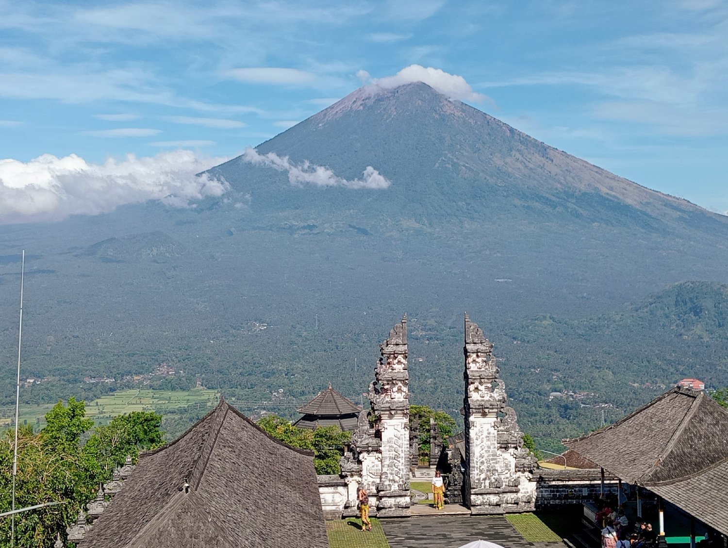 Lempuyang Temple, Tirta Gangga, and Tukad Cepung Waterfall Trips Tour