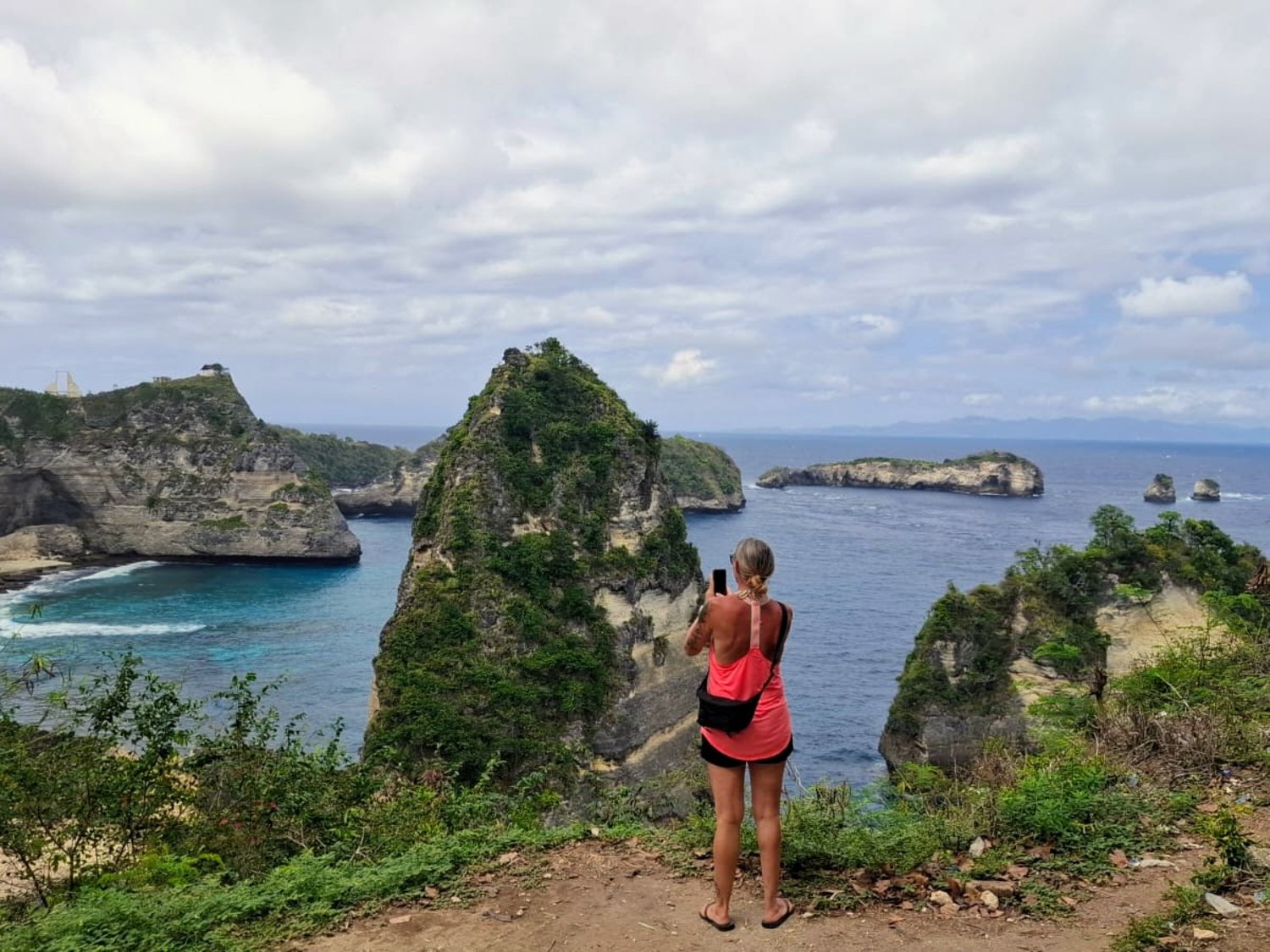 Raja Lima Nusa Penida Stunning Thousand Island Viewpoint
