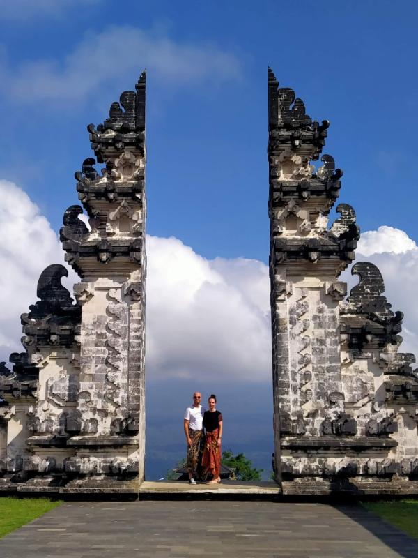 lempuyang temple