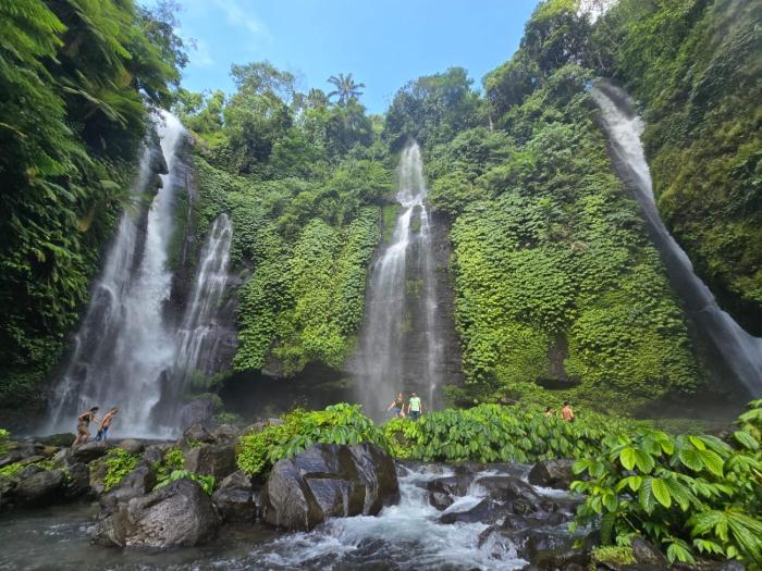 fiji watefall