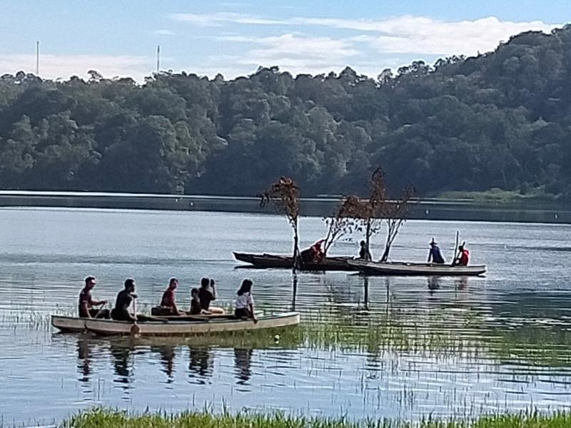 canow ride at lake Tamblingan