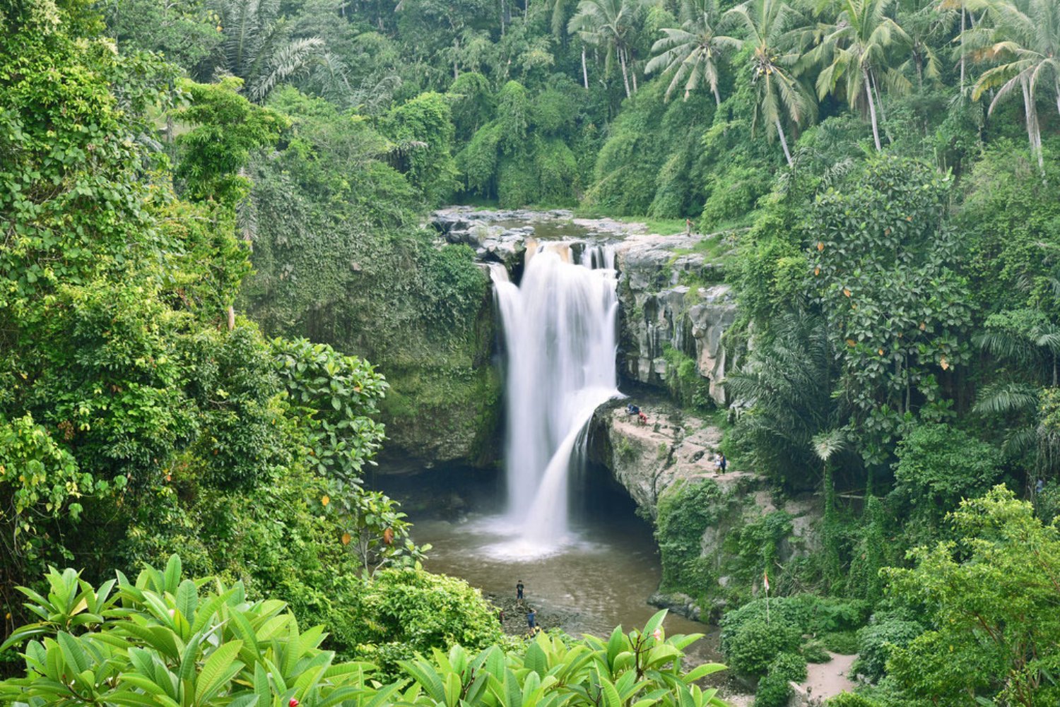 Tegenungan Waterfall in Ubud